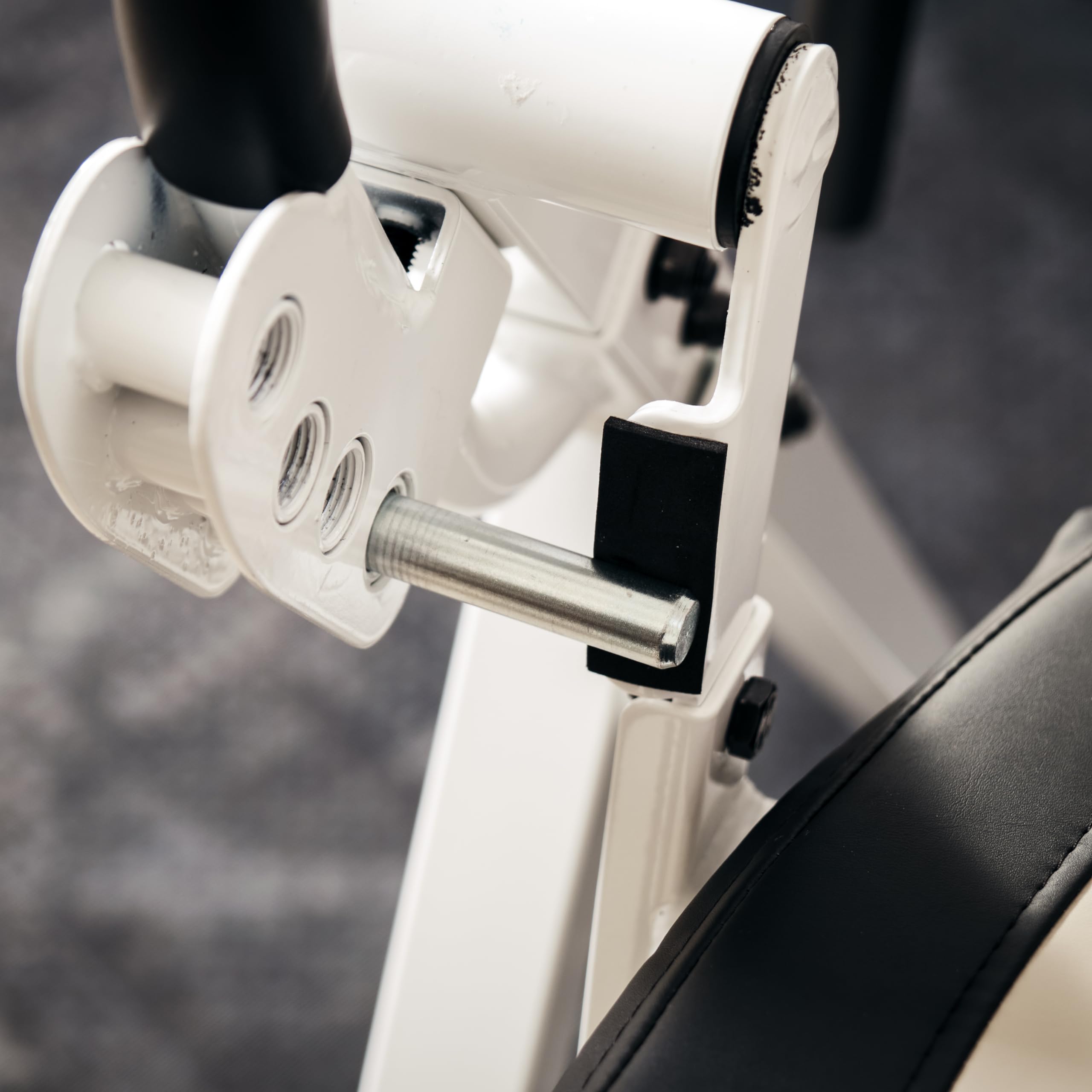 SportPlus Inversionsbank, klappbarer Schwerkrafttrainer, Inversion Table mit 4 oder 6 Inversionswinkel, Streckbank zur Entlastung der Wirbelsäule, Nutzergewicht bis 135 kg, Rückenstrecker
