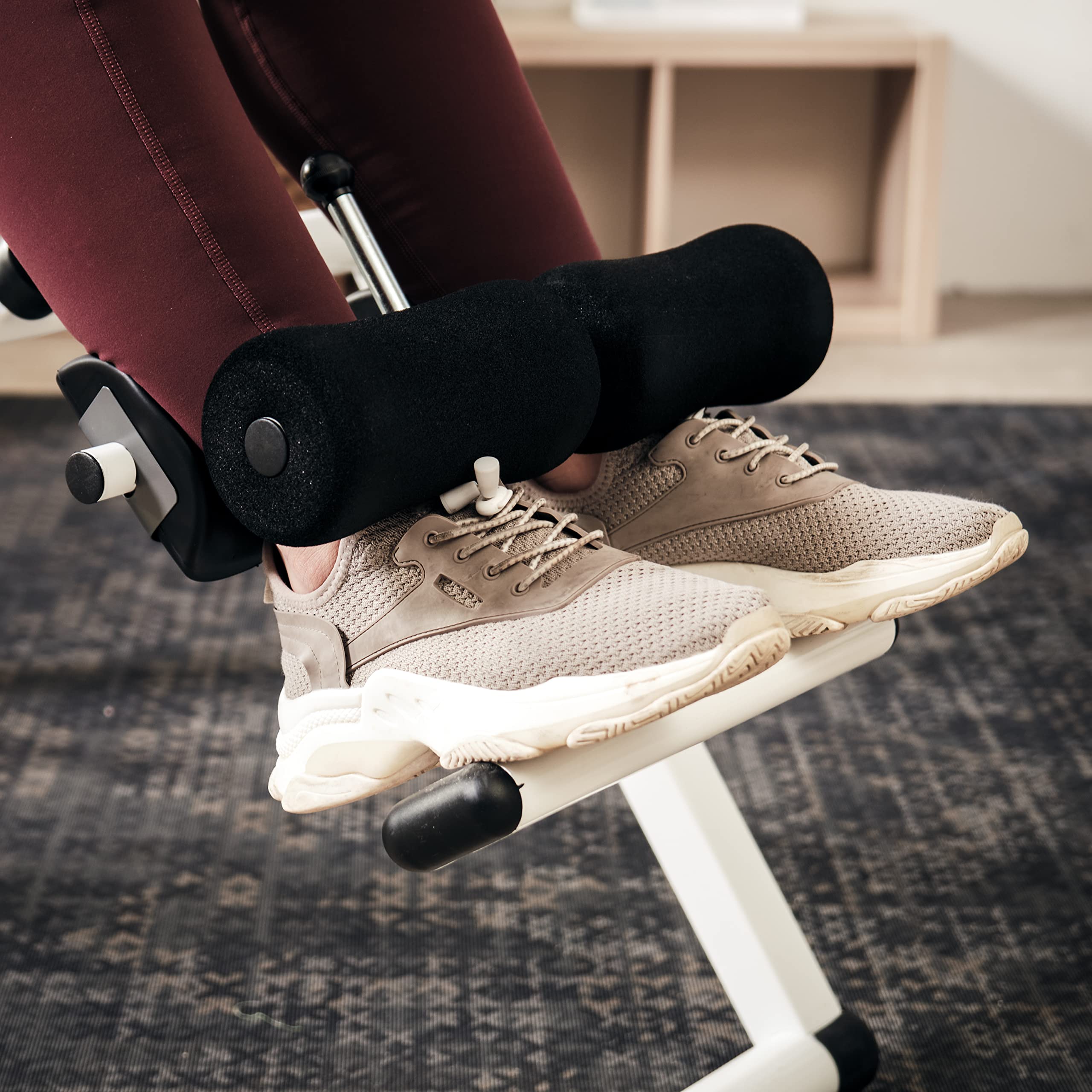SportPlus Inversionsbank, klappbarer Schwerkrafttrainer, Inversion Table mit 4 oder 6 Inversionswinkel, Streckbank zur Entlastung der Wirbelsäule, Nutzergewicht bis 135 kg, Rückenstrecker
